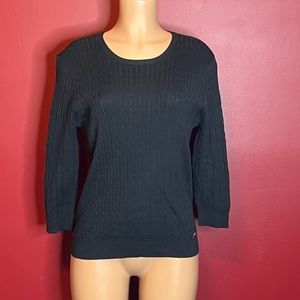 Free second-hand Michael Kors sweater with the purchase of one of our bundles.